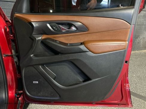 Used 2019 Chevrolet Traverse High Country image 41