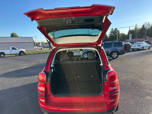 Used 2018 FIAT 500L Pop w/ Premium Group image 17