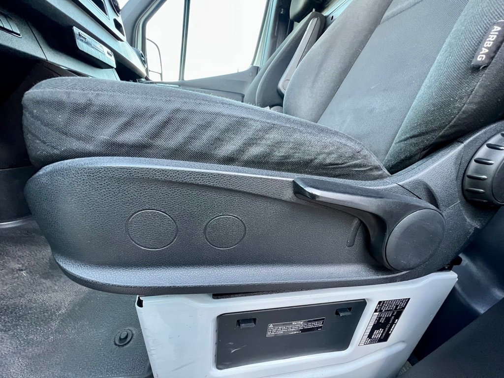 Used 2019 Freightliner Sprinter 2500 RWD image 34