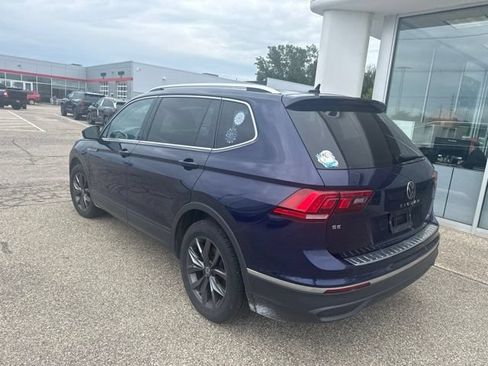 Used 2023 Volkswagen Tiguan SE w/ Panoramic Sunroof Package AWD/4WD image 6