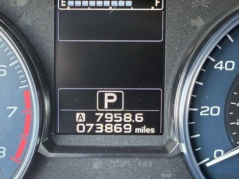 Used 2016 Subaru Crosstrek 2.0i Limited w/ Popular Package #2 AWD/4WD image 12