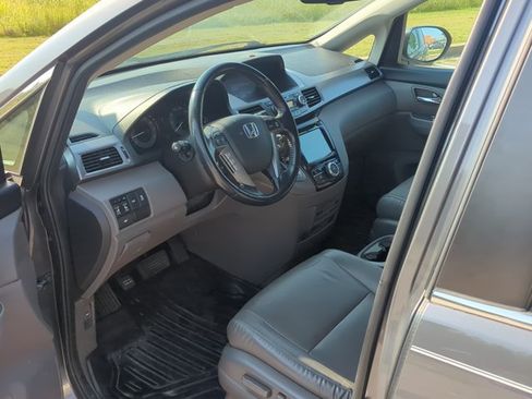 Used 2015 Honda Odyssey EX-L image 11