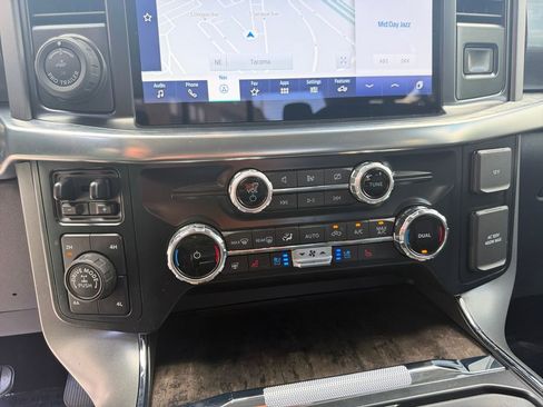 Used 2022 Ford F150 Lariat w/ Equipment Group 502A High AWD/4WD image 33