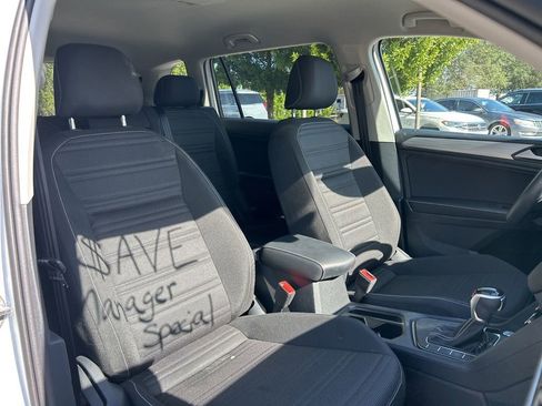 Used 2024 Volkswagen Tiguan S image 40