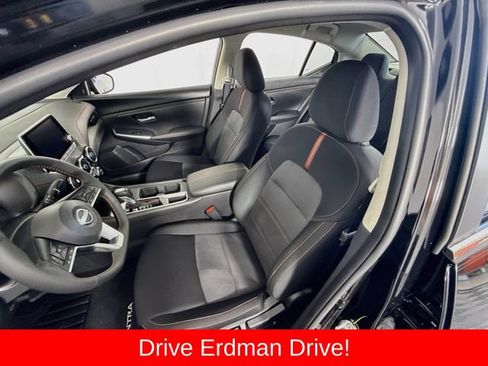 Used 2025 Nissan Sentra SR w/ Midnight Edition FWD image 5