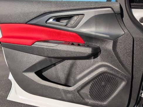 New 2026 Chevrolet Equinox EV RS image 15