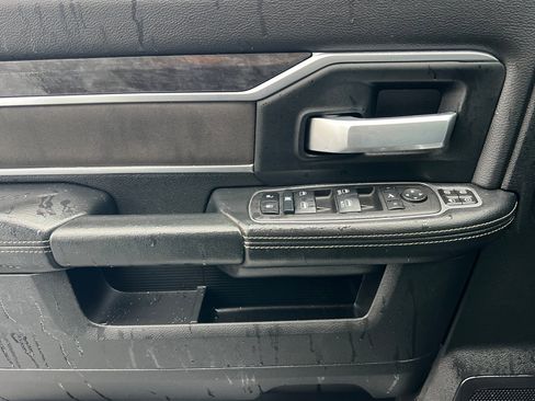 Used 2024 RAM 3500 Big Horn image 11