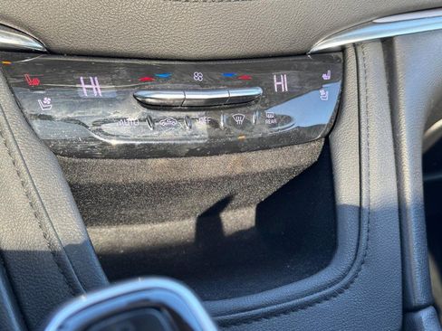 Used 2019 Cadillac XT5 Premium Luxury w/ Driver Assist Package image 17