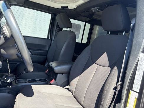 Used 2016 Jeep Wrangler Unlimited Sport image 11