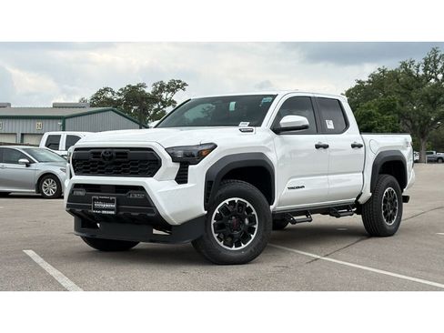 New 2026 Toyota Tacoma TRD Off-Road AWD/4WD image 68