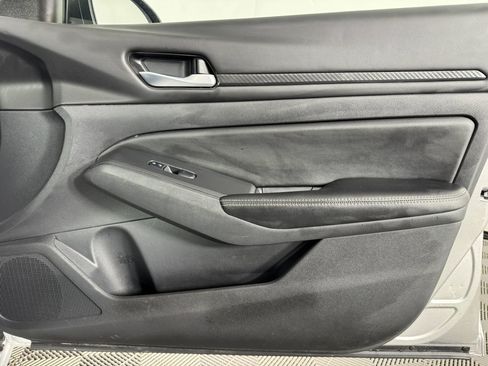 Used 2024 Nissan Altima 2.5 SV image 39