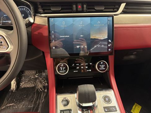 New 2026 Jaguar F-PACE R-Dynamic S AWD/4WD image 16