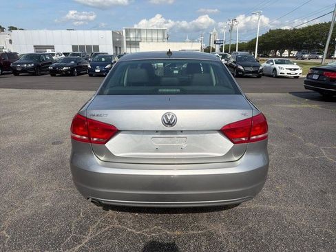 Used 2014 Volkswagen Passat 1.8T Wolfsburg Edition FWD image 7
