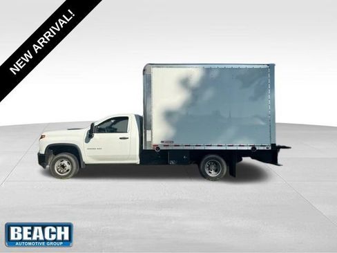 Used 2022 Chevrolet Silverado 3500 W/T RWD image 1