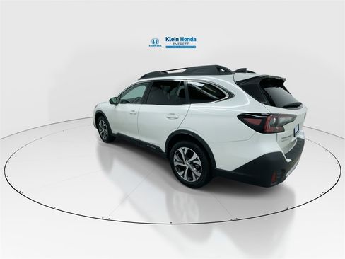 Used 2021 Subaru Outback Limited image 8