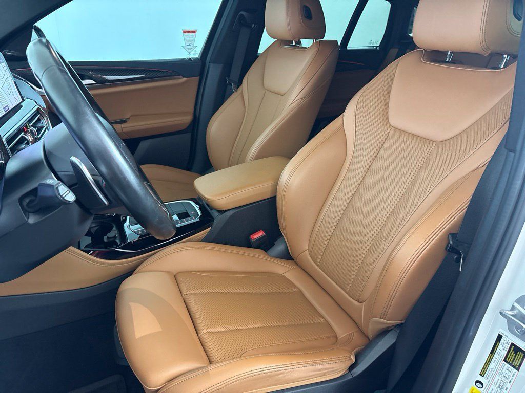 Used 2023 BMW X4 M40i AWD/4WD image 25