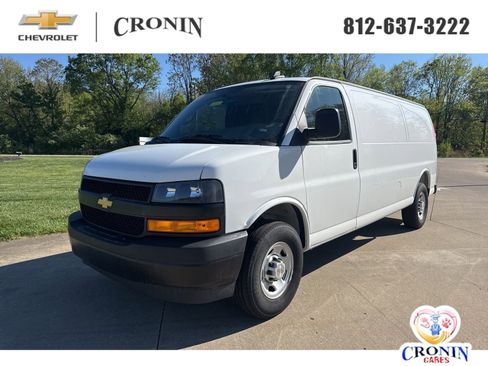 Used 2025 Chevrolet Express 2500 Extended w/ Driver Convenience Package image 1
