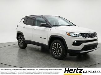 Used 2025 Jeep Compass Trailhawk video 1
