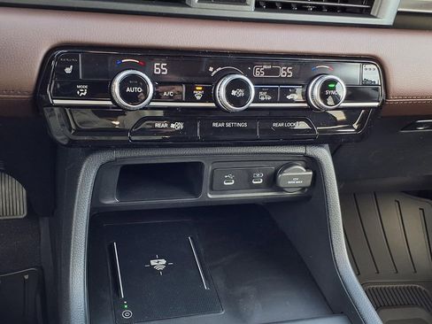 New 2026 Honda Pilot Touring image 20