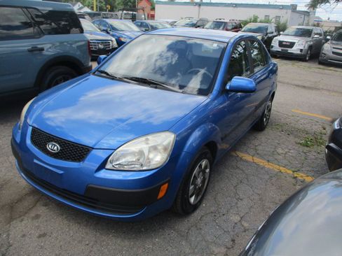 Used 2009 Kia Rio LX w/ PWR Pkg FWD image 3