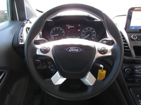 Used 2022 Ford Transit Connect XL image 18