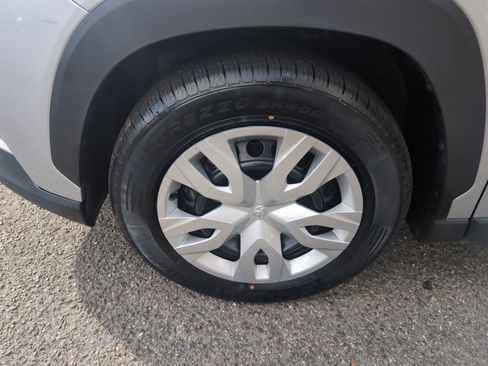 Certified 2023 Toyota Corolla Cross L image 11