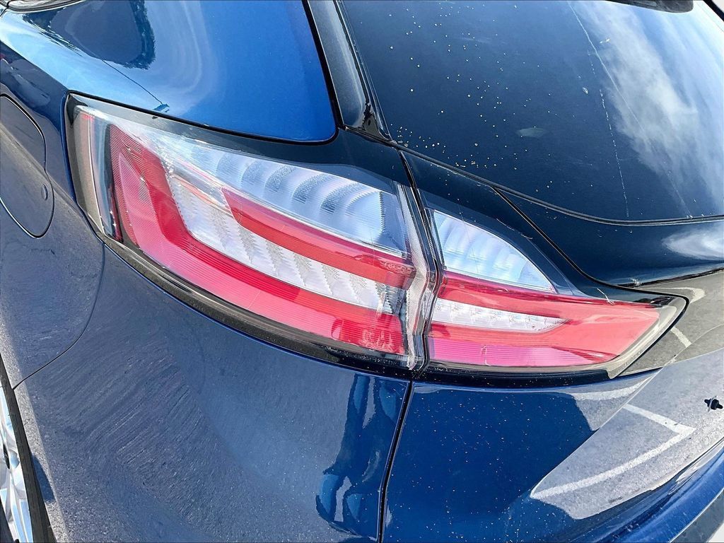 Used 2023 Ford Edge SEL AWD/4WD image 31
