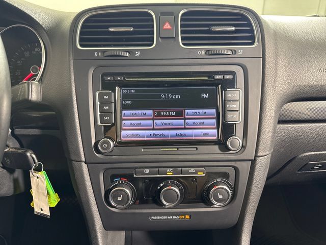 Used 2014 Volkswagen Jetta SE FWD image 32