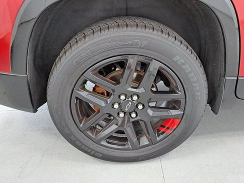 Used 2022 Chevrolet Traverse Premier w/ Redline Edition AWD/4WD image 37