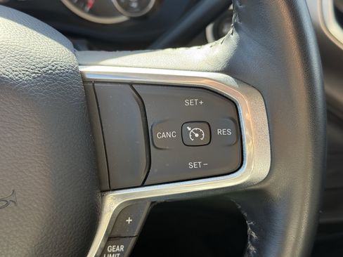 Used 2024 RAM 2500 Laramie image 17