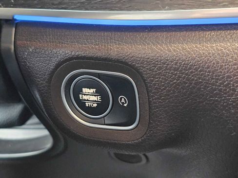 Used 2020 Mercedes-Benz GLS 450 4MATIC image 32