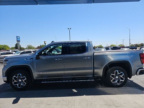 Used 2023 GMC Sierra 1500 SLT w/ SLT Premium Plus Package AWD/4WD image 6