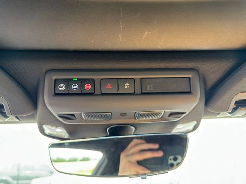 Used 2023 Chevrolet Corvette Z06 image 27