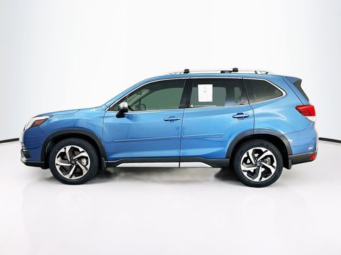 Used 2022 Subaru Forester Touring w/ Popular Package #2 AWD/4WD image 4