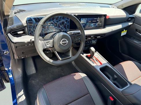 New 2025 Nissan Kicks SR image 9