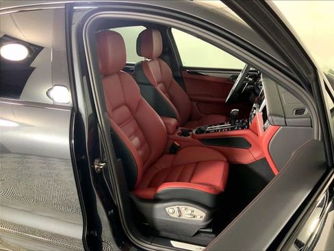 New 2026 Porsche Macan S AWD/4WD image 16