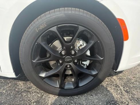 New 2027 Chrysler Pacifica Select FWD image 21