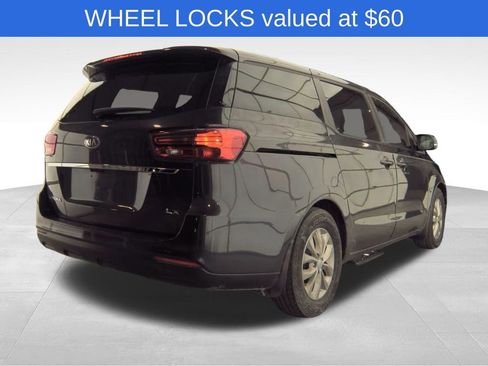 Used 2021 Kia Sedona LX image 2