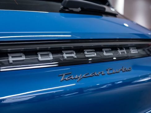 Used 2023 Porsche Taycan Turbo AWD/4WD image 22