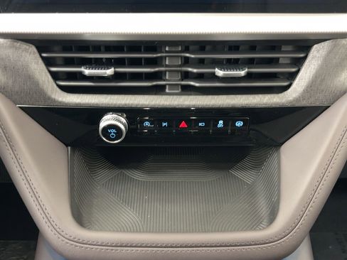 New 2026 Ford Explorer Platinum w/ LUX Leather Package image 26