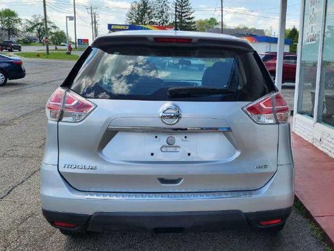 Used 2016 Nissan Rogue S AWD/4WD image 5
