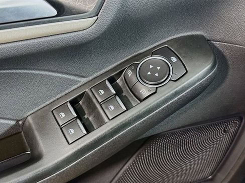 Certified 2022 Ford Escape SEL w/ Technology Package image 16