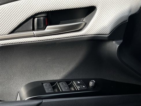 New 2026 Toyota Camry SE image 21