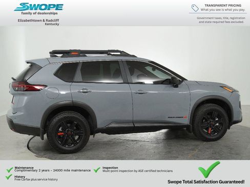 Used 2026 Nissan Rogue SV AWD/4WD image 2