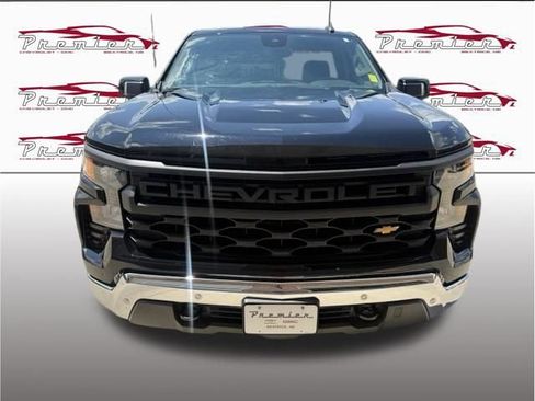 Used 2024 Chevrolet Silverado 1500 W/T w/ WT Value Package AWD/4WD image 10