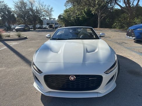 Used 2022 Jaguar F-TYPE R-Dynamic image 2