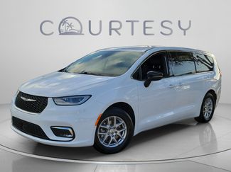 Used 2025 Chrysler Pacifica Select FWD 360° Tour
