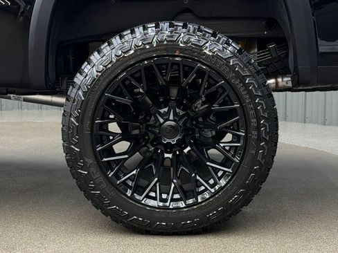 Used 2026 Chevrolet Silverado 1500 ZR2 w/ Dark Appearance Package AWD/4WD image 12