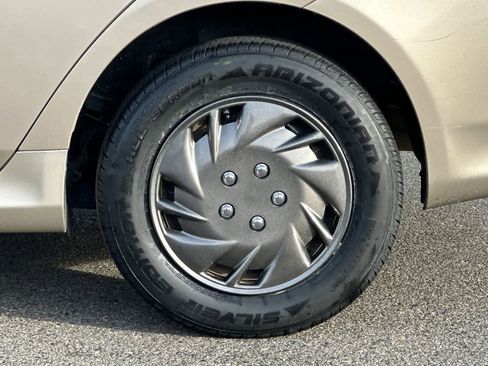 Used 2010 Toyota Corolla LE image 28