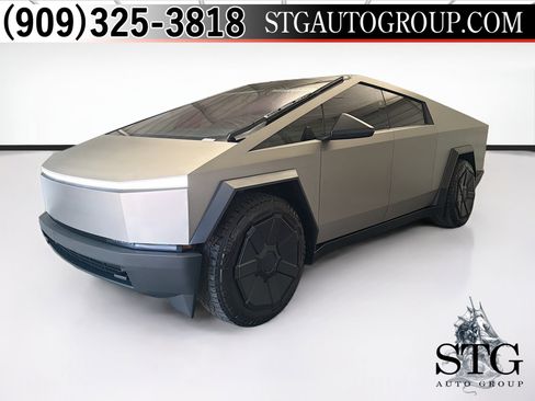 Used 2024 Tesla Cybertruck AWD Crew Cab image 1